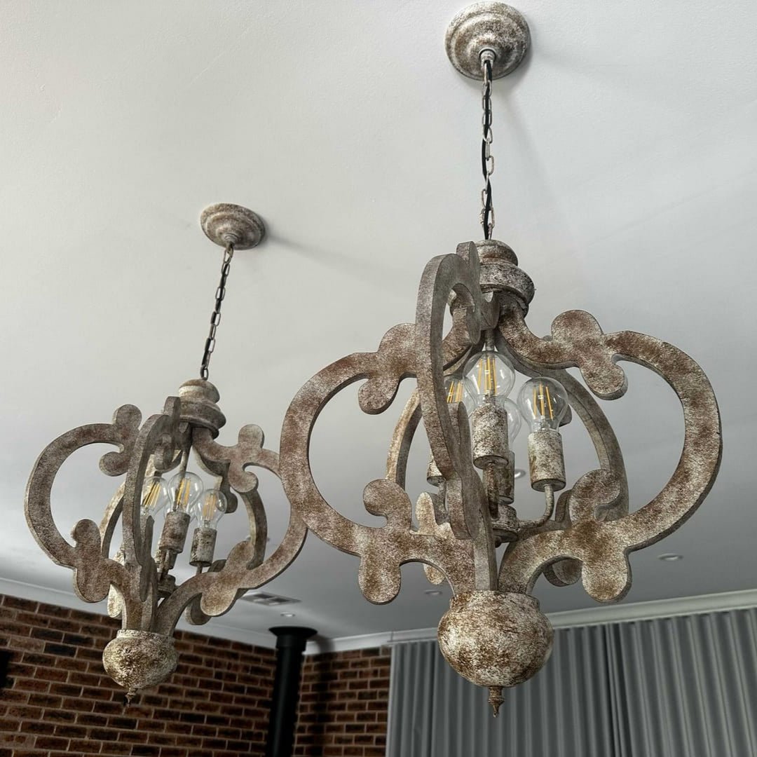 Pendantlightie - 4 - Light Distressed Wood Rustic Farmhouse Chandelier - Chandeliers -