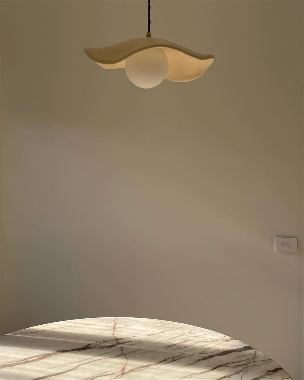 Pendantlightie - Wabi Sabi 1 - Light Hat Resin Pendant Light - Pendants - Beige -