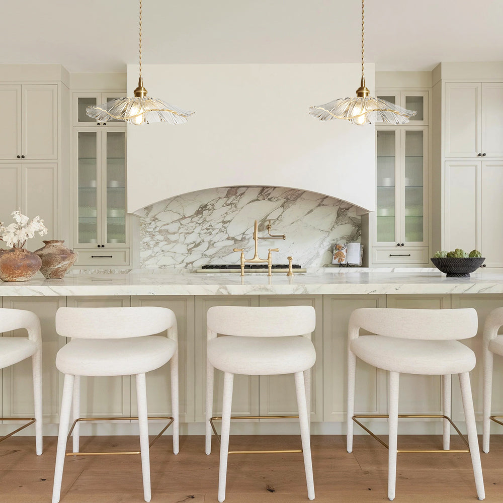 Traditional Vintage 1-Light Flower Inspired Lotus Glass Pendant Light