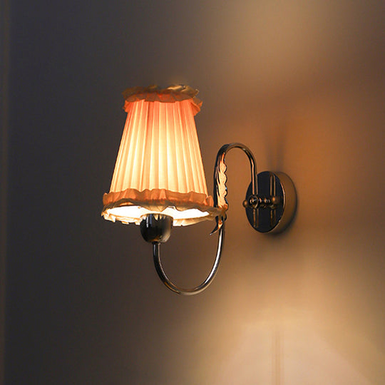 Vintage Elegant 1-Light Cone Ruffle Pleated Fabric Tapered Wall Light