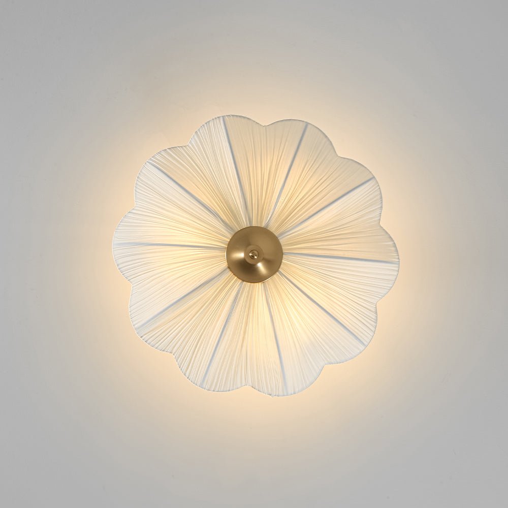 Pendantlightie - Contemporary 3 - Light Scalloped Fabric Shade Pleated Semi Ceiling Light - Semi Flush Mount - Brass - 