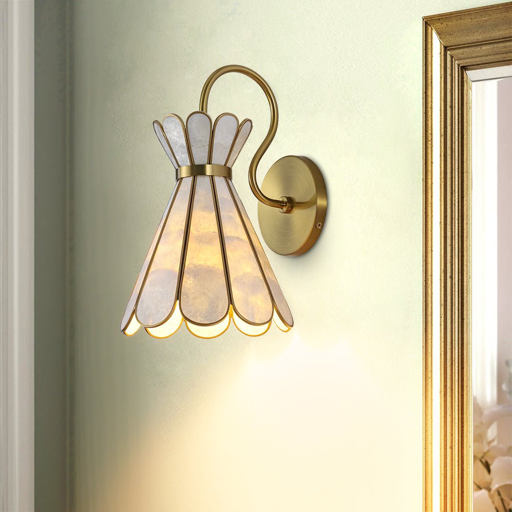 Pendantlightie - Decorative Tiffany 1 - Light Hourglass Capiz Shell Shade Armed Sconce - Wall Light - Brass - 
