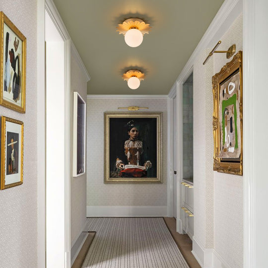 Pendantlightie - Mid - Century 1 - Light Flower Pleated Single Round Glass Flush Mount - Semi Flush Mount - Brass - 