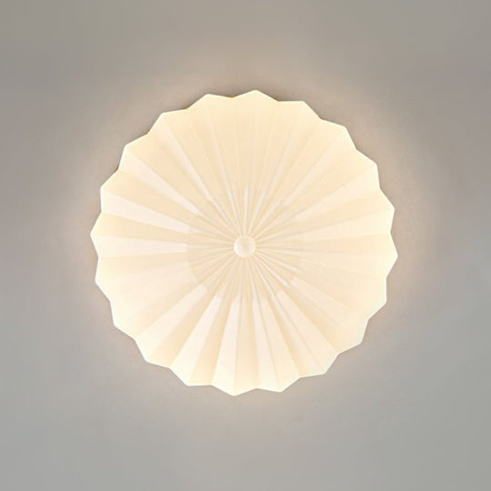 Pendantlightie - Nordic 3 - Color Scalloped Pleated Flower Wood Round LED Ceiling Light - Flush Mount - Medium (50CM) - Natural