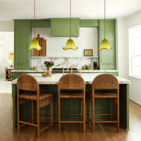 Pendantlightie - Vintage 1 - Light Gradient Green Glass Flower Shade Pendant Light - Pendants - Green - 